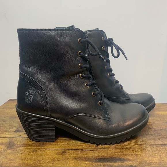 Fly London Shoes - Fly Lindon Wune Women’s Ankle Boots Lace up with zipper Size 42